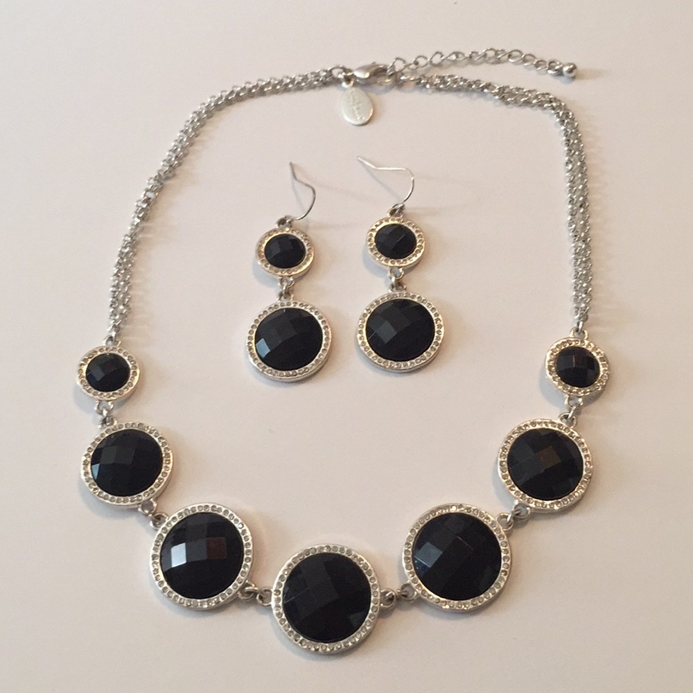 White House Black Market Necklace & Earrings Set